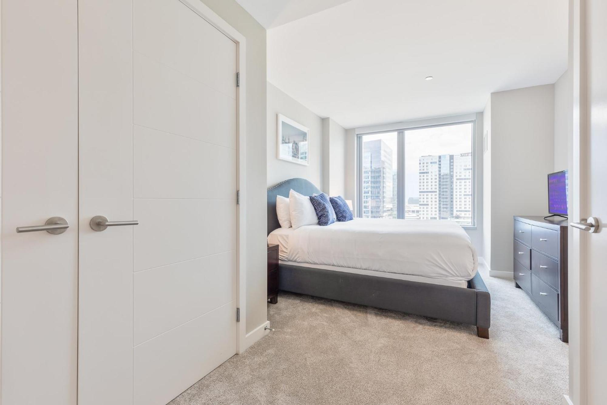 Apartment Bright Downtown With Gym Boston